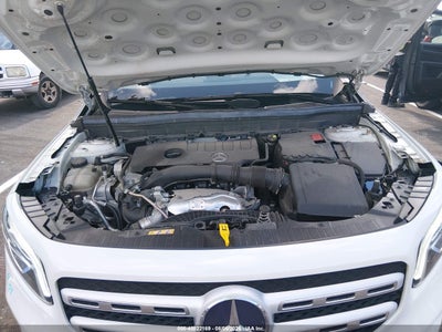 MERCEDES-BENZ GLB 250