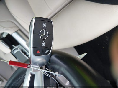 MERCEDES-BENZ GLB 250