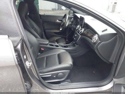 MERCEDES-BENZ CLA 250