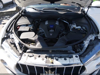 MASERATI LEVANTE