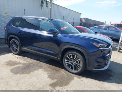 TOYOTA GRAND HIGHLANDER HYBRID