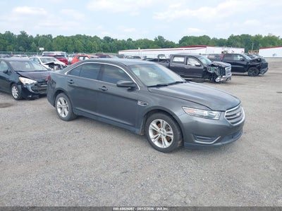 2016 Ford Taurus