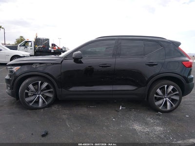 VOLVO XC40 RECHARGE PURE ELECTRIC