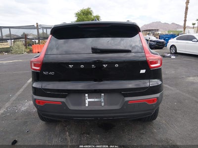 VOLVO XC40 RECHARGE PURE ELECTRIC