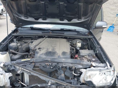 TOYOTA TACOMA