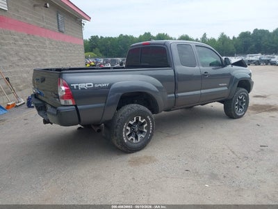 TOYOTA TACOMA