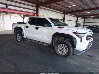 TOYOTA TACOMA