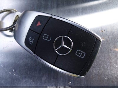 MERCEDES-BENZ GLB 250