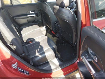 MERCEDES-BENZ GLB 250