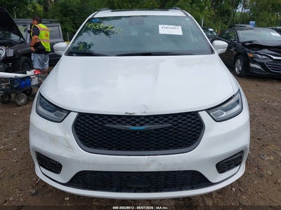CHRYSLER PACIFICA HYBRID