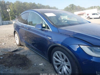 TESLA MODEL X