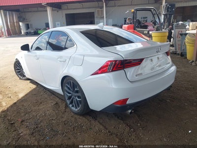 LEXUS IS 200T