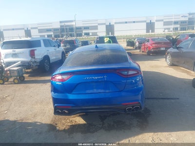KIA STINGER