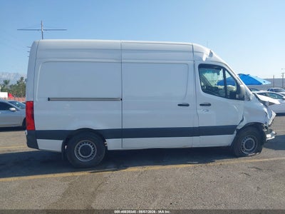 MERCEDES-BENZ SPRINTER 2500