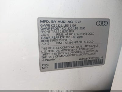 AUDI Q3