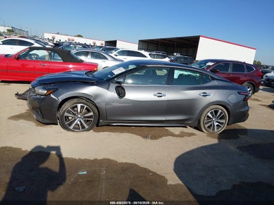 NISSAN MAXIMA