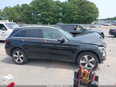 MERCEDES-BENZ GLC 300