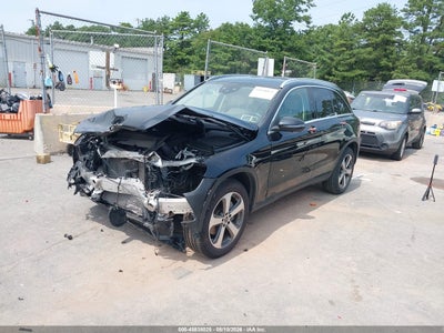MERCEDES-BENZ GLC 300