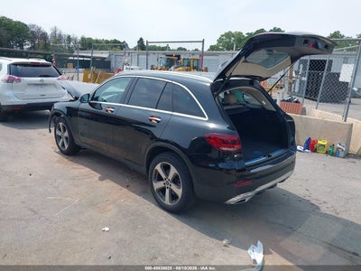 MERCEDES-BENZ GLC 300