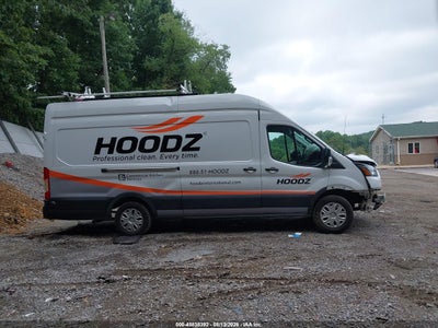 FORD TRANSIT-250 CARGO VAN