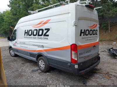 FORD TRANSIT-250 CARGO VAN
