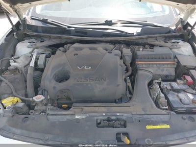 NISSAN MAXIMA