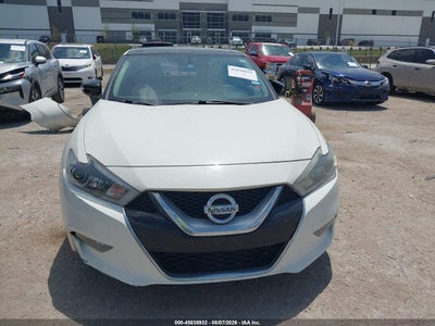 NISSAN MAXIMA