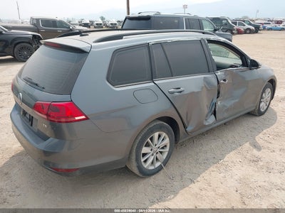 VOLKSWAGEN GOLF SPORTWAGEN