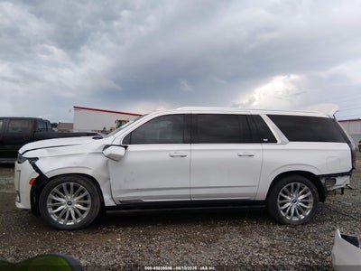 CADILLAC ESCALADE ESV
