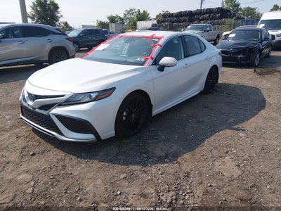 TOYOTA CAMRY