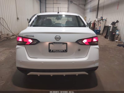 NISSAN VERSA