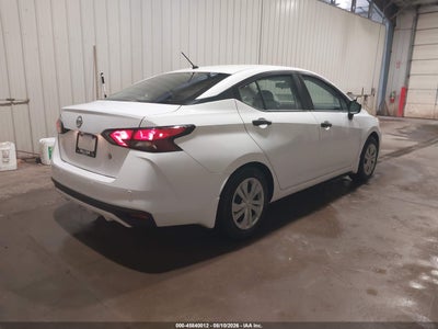 NISSAN VERSA