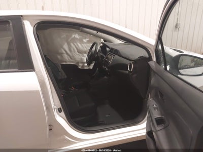 NISSAN VERSA
