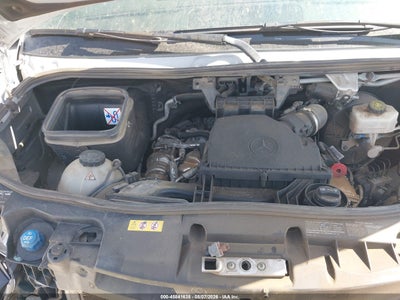 MERCEDES-BENZ SPRINTER 2500