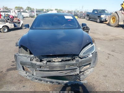 TESLA MODEL S