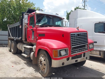 2012 Mack 600