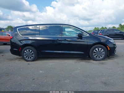 CHRYSLER PACIFICA HYBRID