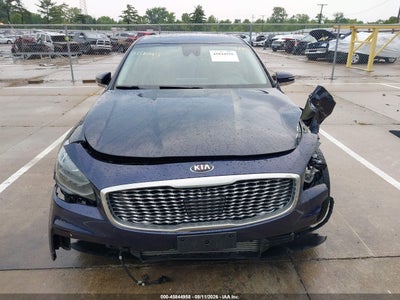 KIA K900