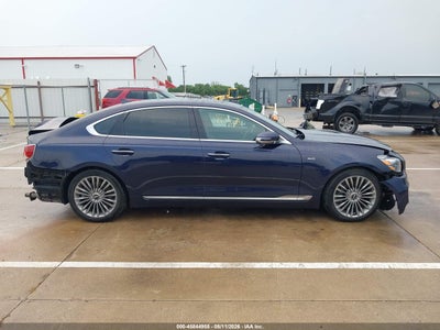 KIA K900