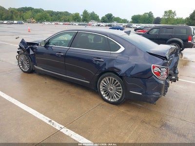 KIA K900