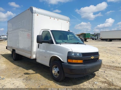 2020 Chevrolet Express Cutaway