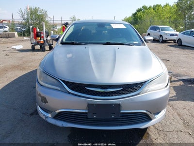 CHRYSLER 200