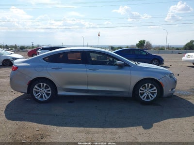 CHRYSLER 200