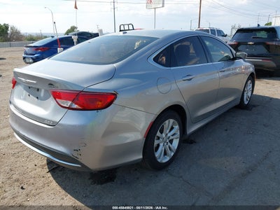 CHRYSLER 200