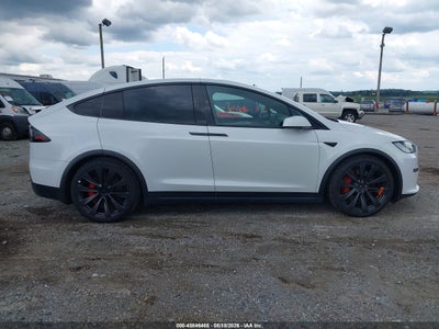 TESLA MODEL X