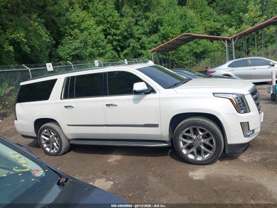 CADILLAC ESCALADE ESV