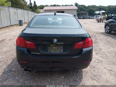 BMW 528I