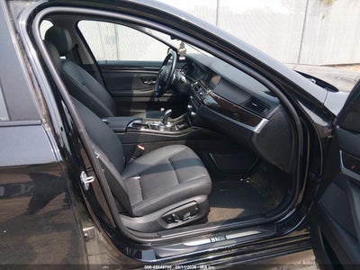 BMW 528I