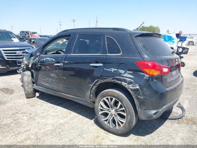 MITSUBISHI OUTLANDER SPORT