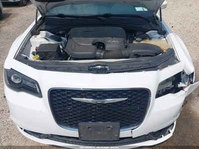 CHRYSLER 300